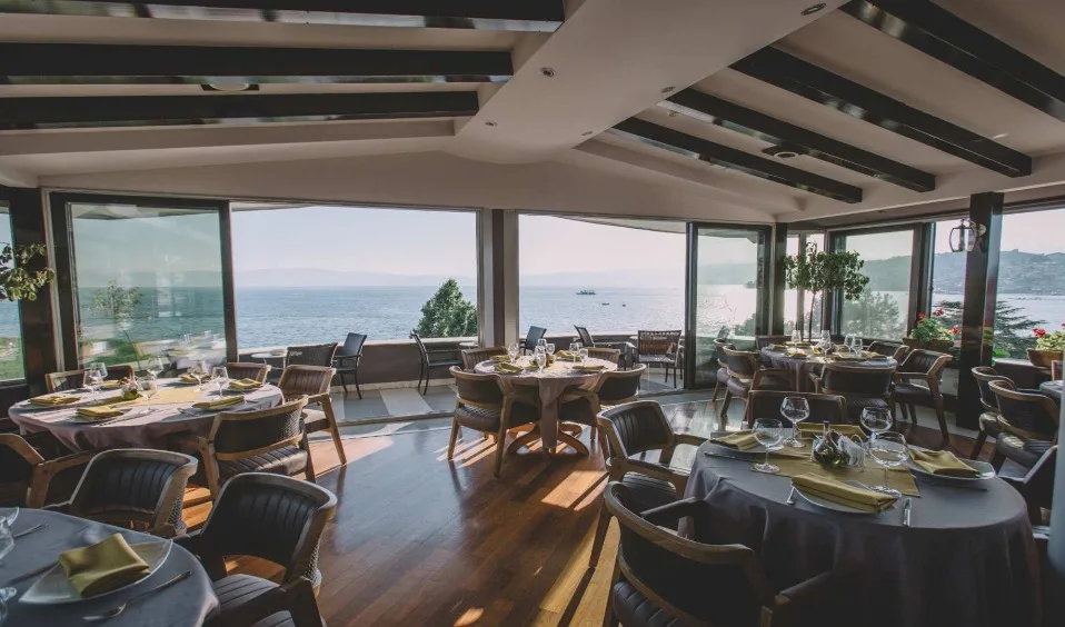 Rolfs Flyg & Bussresor AB