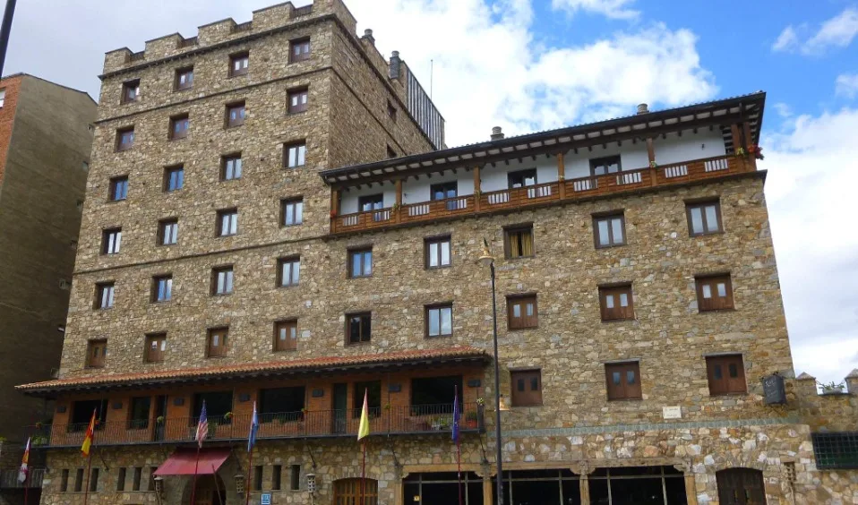 Rolfs Flyg & Bussresor AB