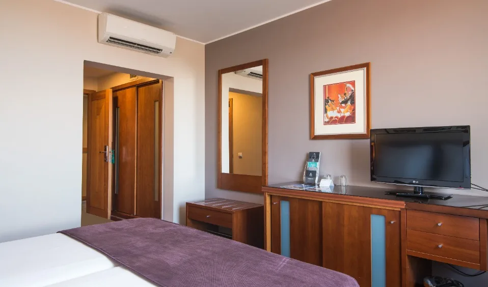 Rolfs Flyg & Bussresor AB