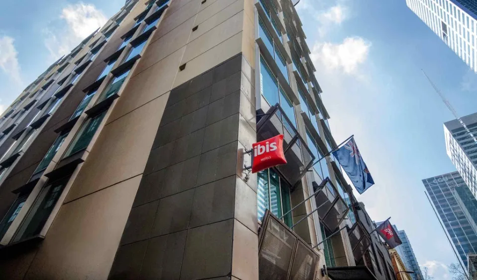 Rolfs Flyg & Bussresor AB