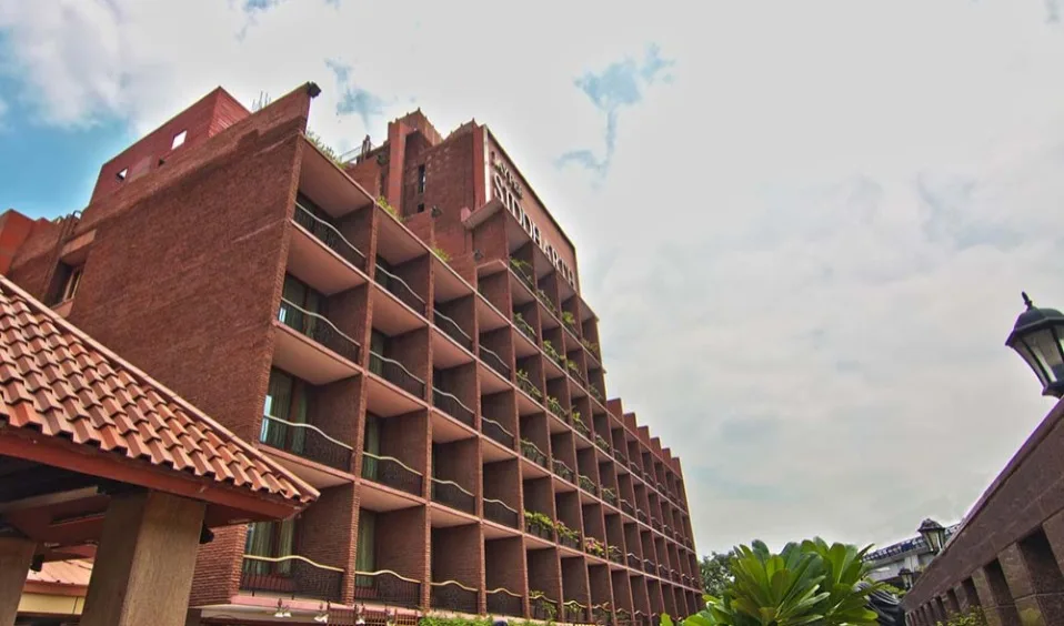 Rolfs Flyg & Bussresor AB