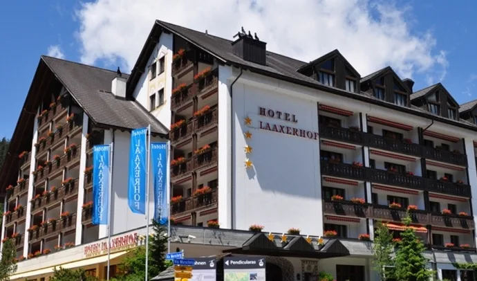 Rolfs Flyg & Bussresor AB