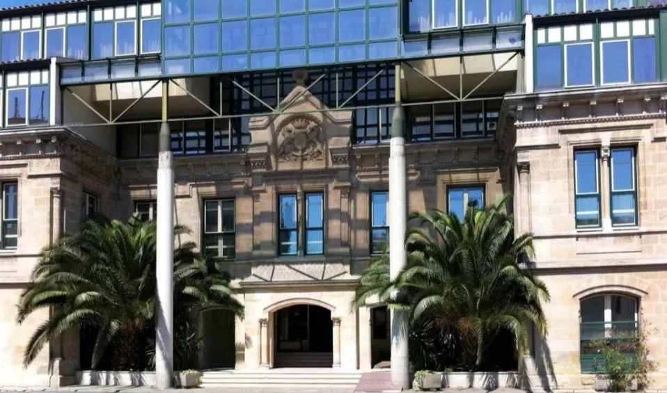 Rolfs Flyg & Bussresor AB