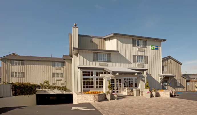 Rolfs Flyg & Bussresor AB