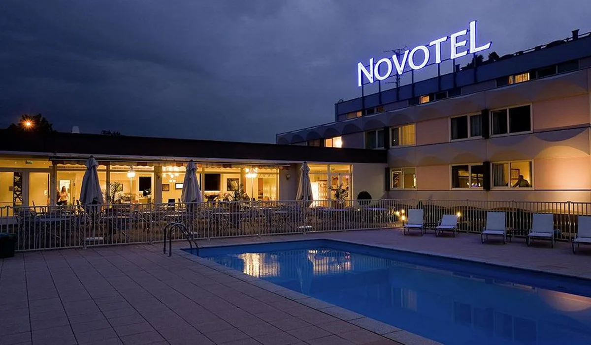 Rolfs Flyg & Bussresor AB