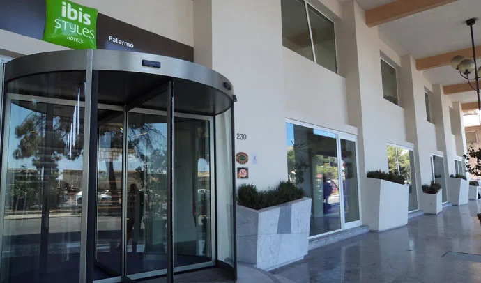 Rolfs Flyg & Bussresor AB