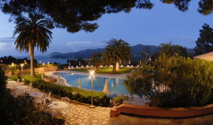 Rolfs Flyg & Bussresor AB