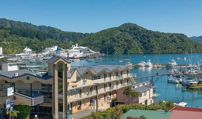 Rolfs Flyg & Bussresor AB