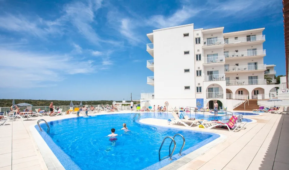 Rolfs Flyg & Bussresor AB