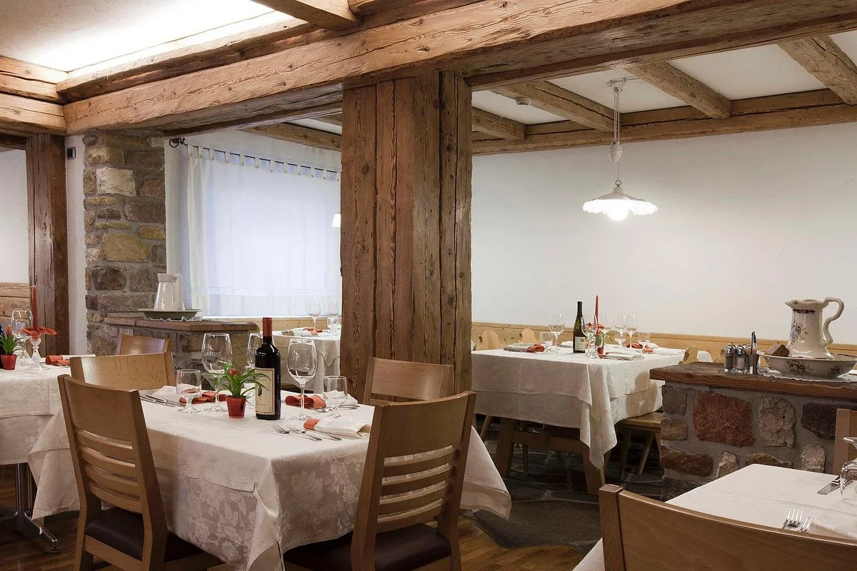 Rolfs Flyg & Bussresor AB