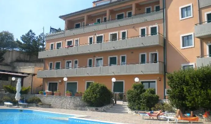 Rolfs Flyg & Bussresor AB