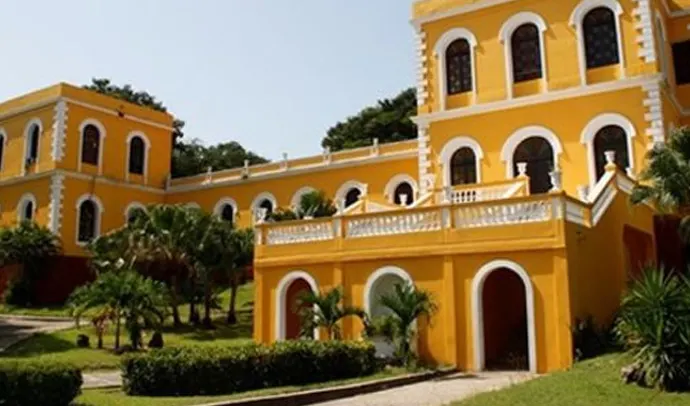 Rolfs Flyg & Bussresor AB