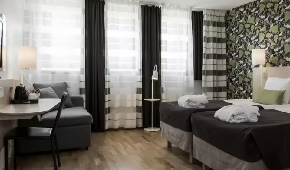 Rolfs Flyg & Bussresor AB