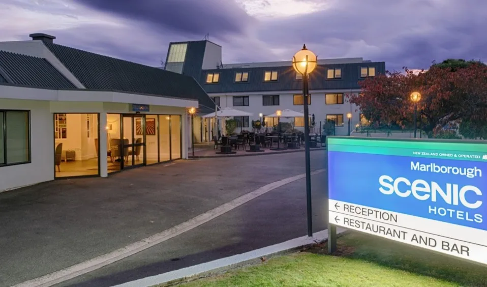 Rolfs Flyg & Bussresor AB