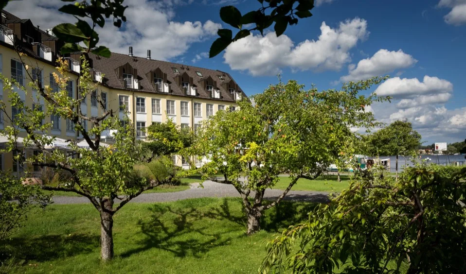 Rolfs Flyg & Bussresor AB