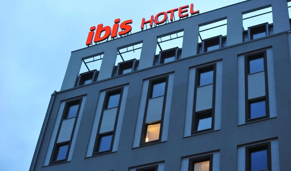 Rolfs Flyg & Bussresor AB