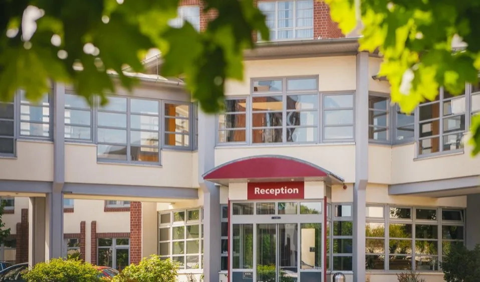 Rolfs Flyg & Bussresor AB