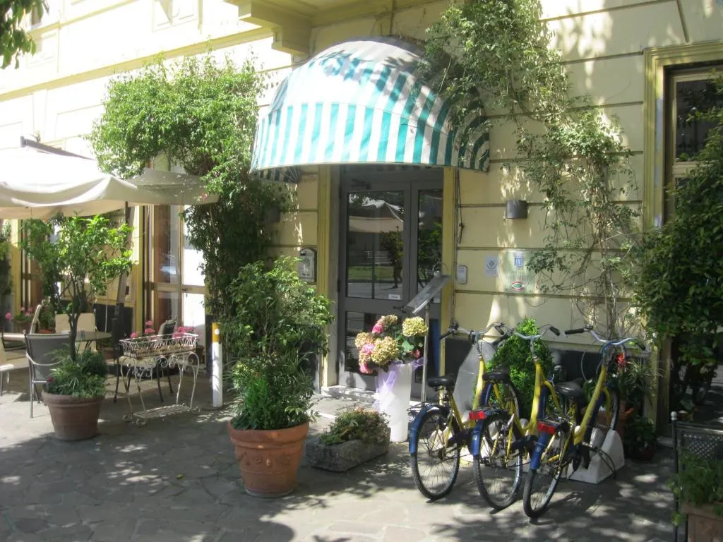 Rolfs Flyg & Bussresor AB