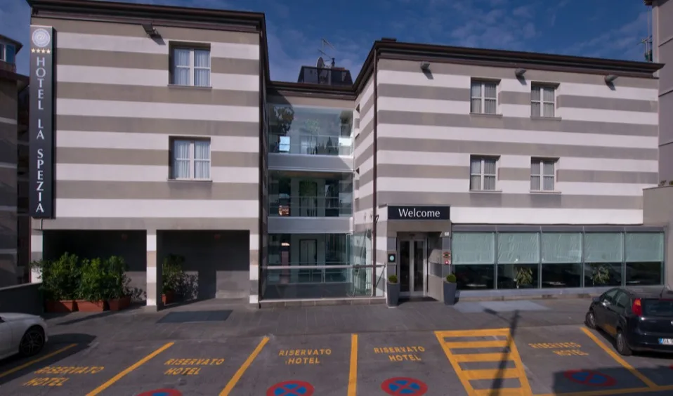 Rolfs Flyg & Bussresor AB