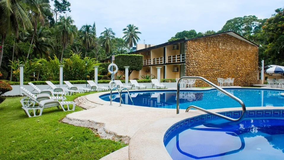 Rolfs Flyg & Bussresor AB