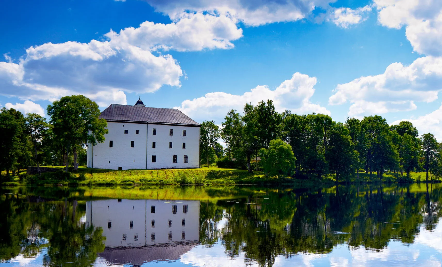 Gårdarna runt sjön