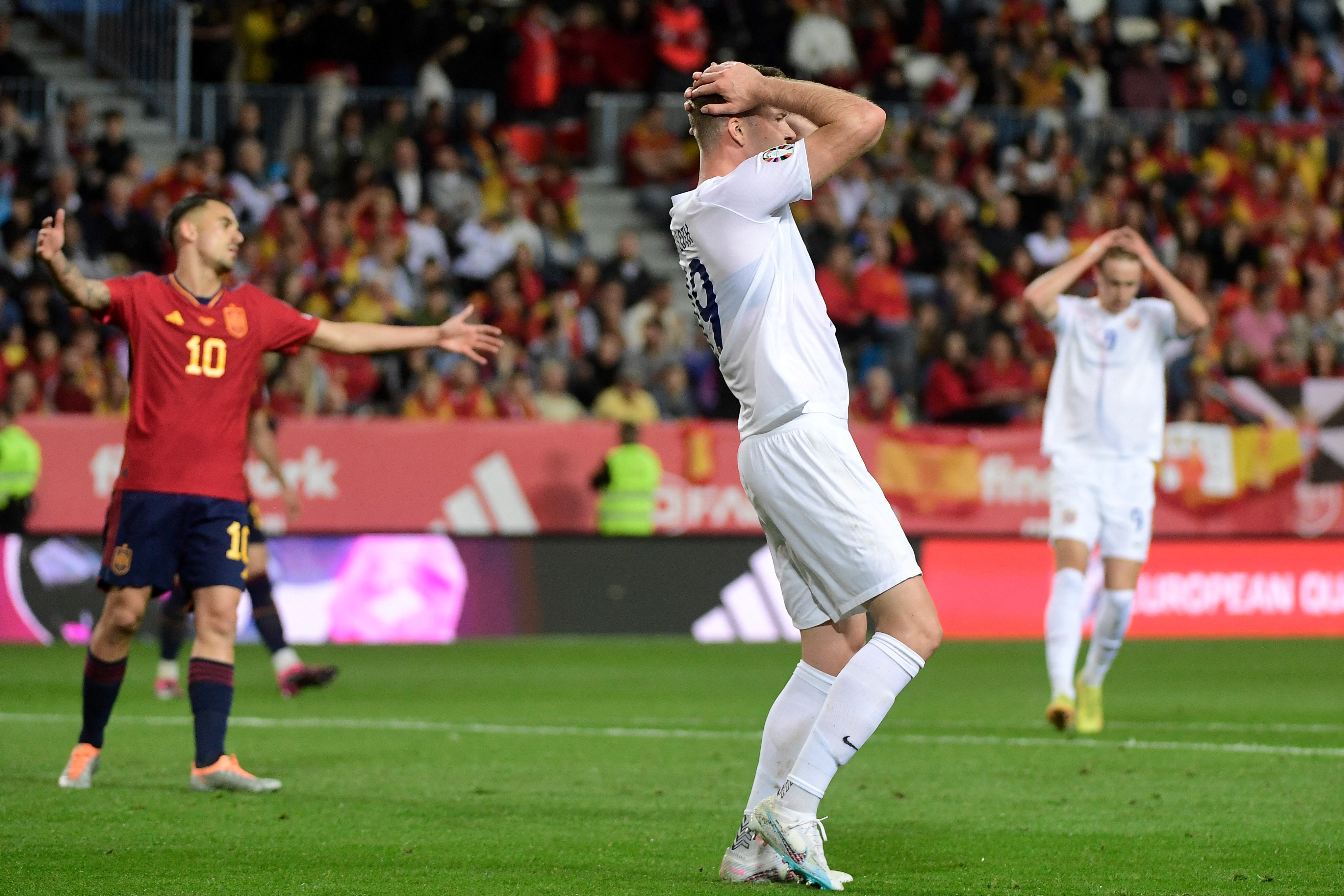 Norge - Spania 15/10: Vinn eller forsvinn på Ullevaal