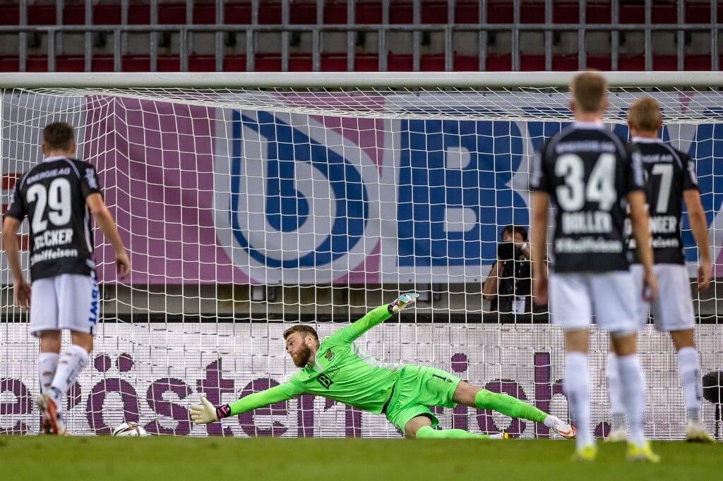 Dagens Spilforslag ST. Johnstone v Hearts