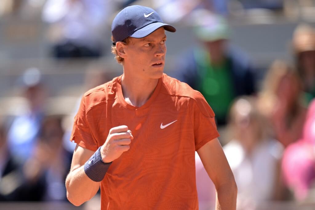 Jannik Sinner är ny världsetta i tennis