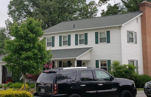 Roofsimple installs a new roofing system for Mark Schloemer