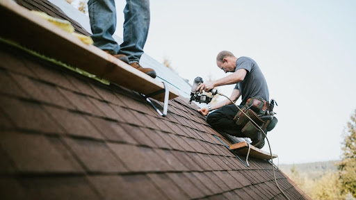 What Services Do Roofing Contractors Offer? | Roofsimple · We do roofs.