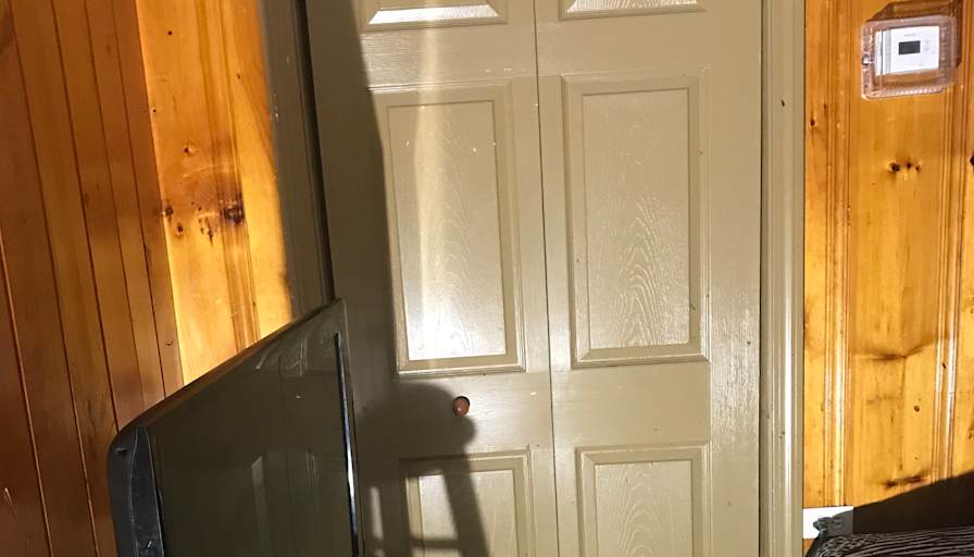 Private room to rent in share house | Brockton Avenue ...