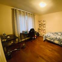 AVISH DUSORUTH's room