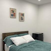 farnaz hosseini's room