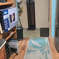 DIANNE BELLIVEAU's room