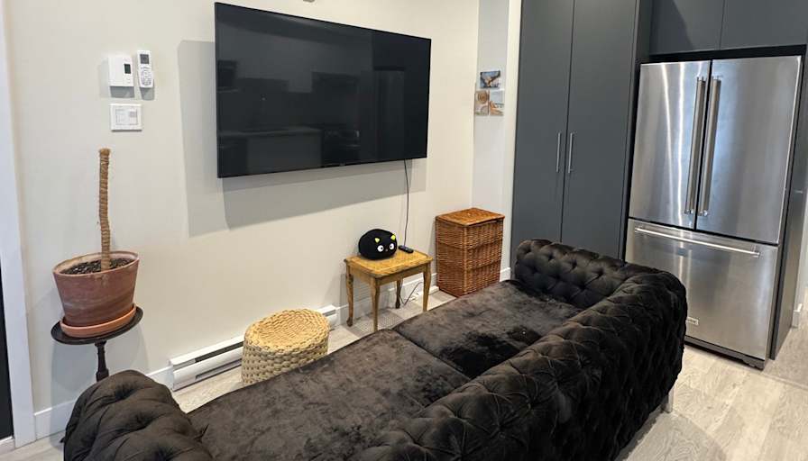 David Martinez's room