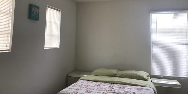 Moreno Valley Ca Rooms For Rent Roomies Com