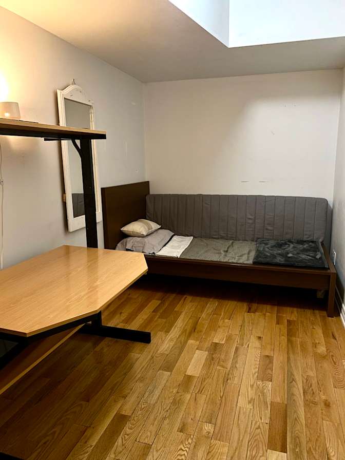 Andrew Madariaga's room