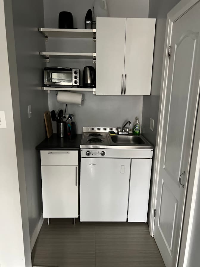 Nick Sarkovski's room