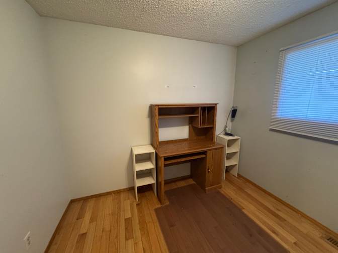 Kinsley Pearen's room