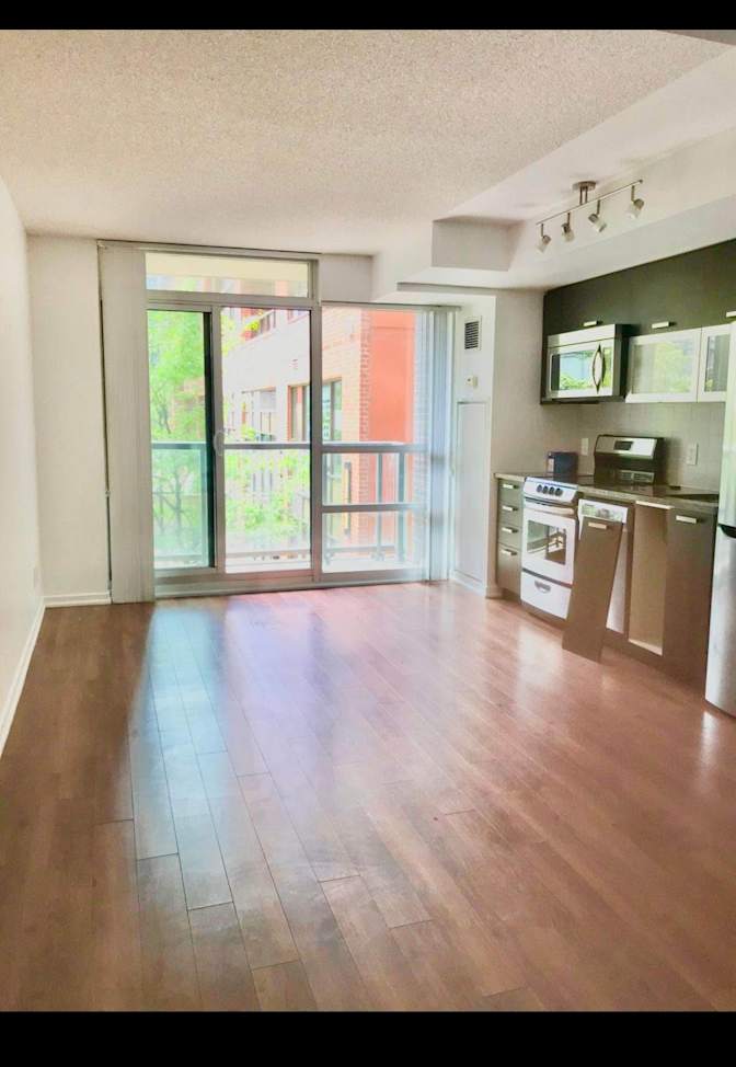 Josue Hidalgo González's room