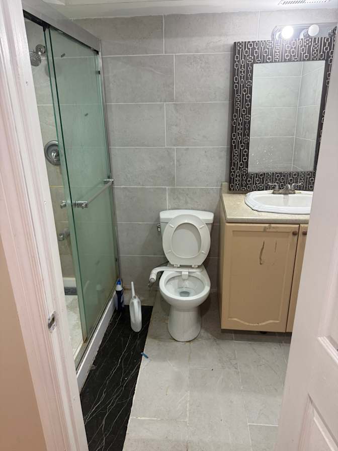 Mushtaq Ahmad's room