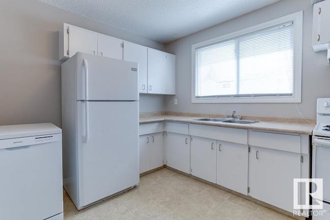 Antonios Roussos's room