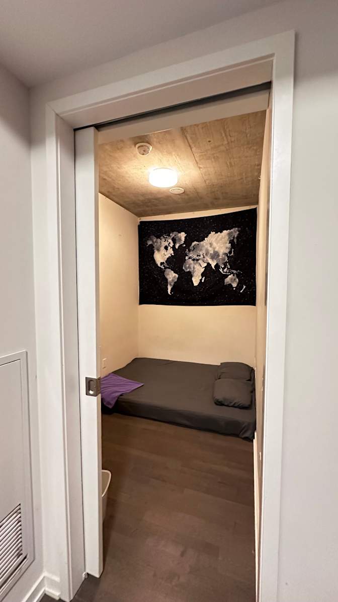 Spinder Raina's room