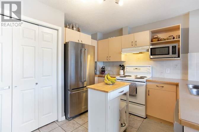 John Leronowich's room