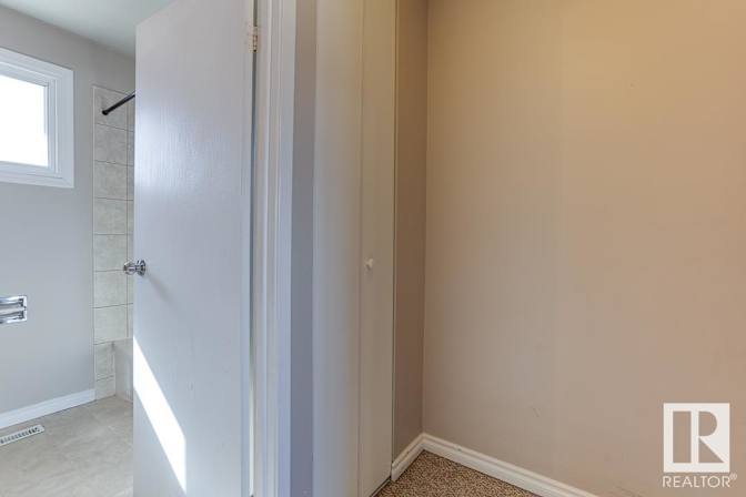 Antonios Roussos's room