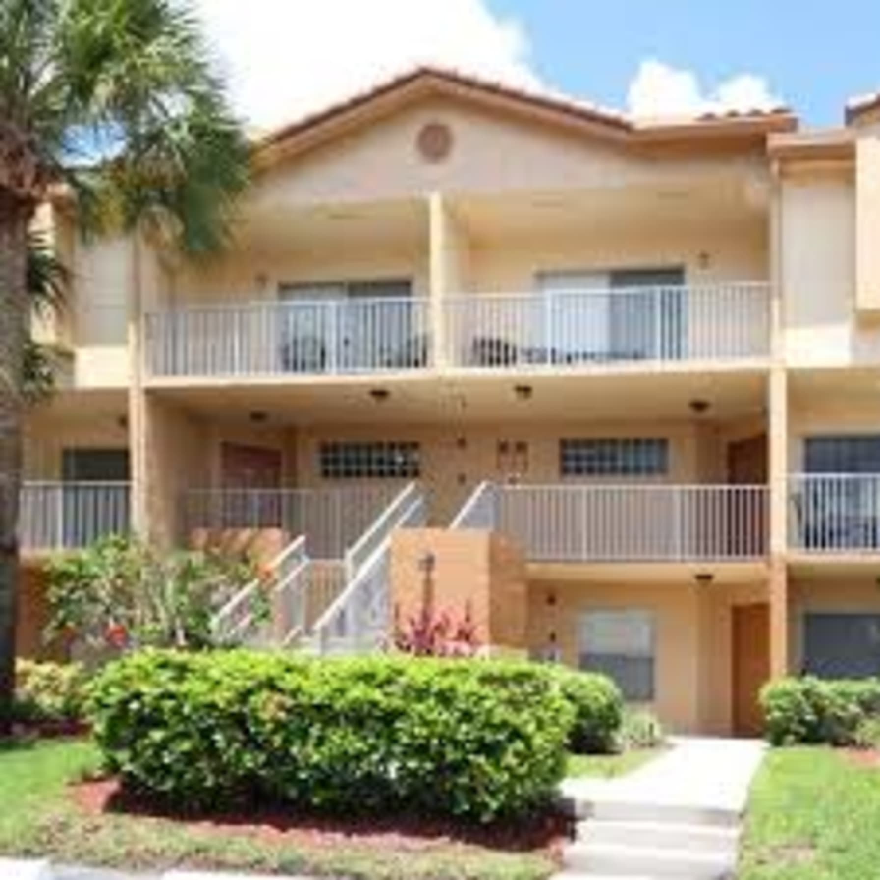 Private room to rent in share house | Pacific Boulevard ...