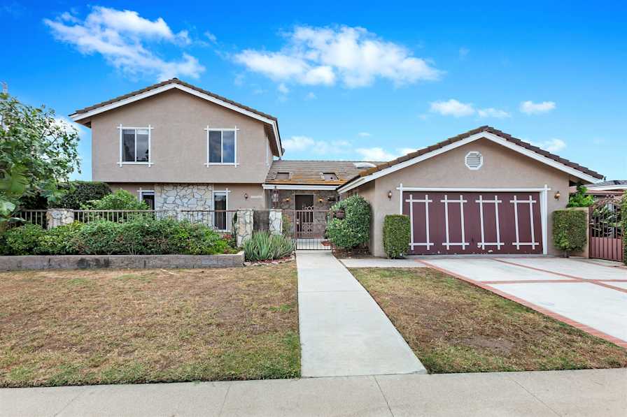 Private room to rent in share house Tustin, California 92780 875