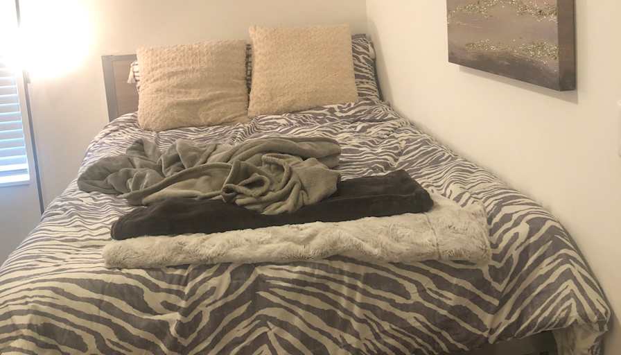 Private room to rent in share house | Halifax Drive ...