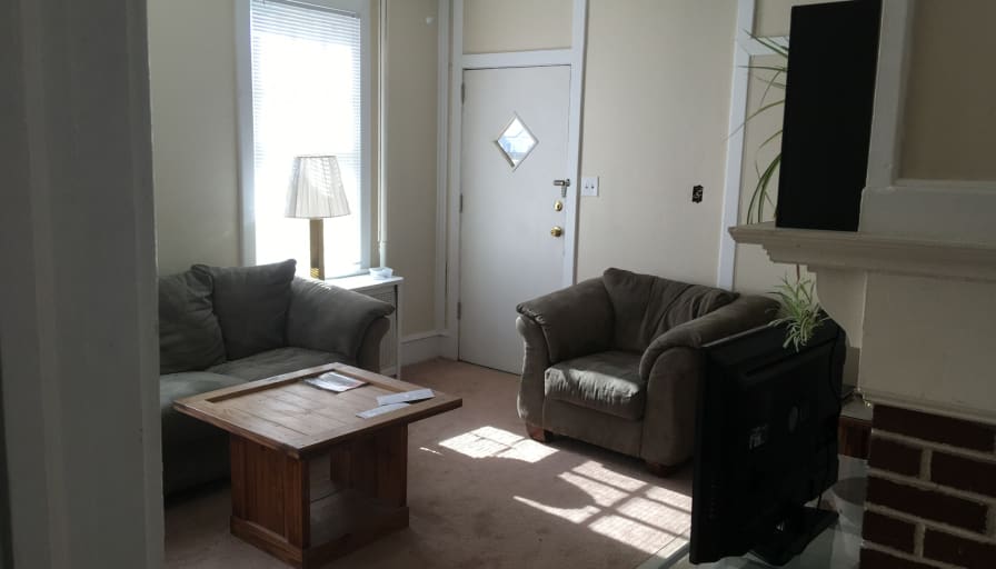 Private room to rent in share house Parkway Avenue, Trenton, New