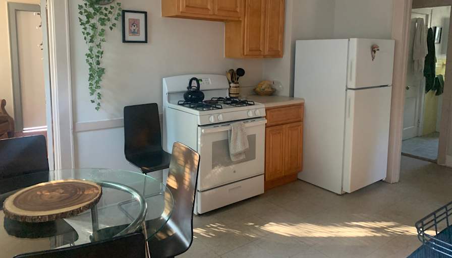 Room share to rent | Stamford, Connecticut 06905 | 3 ...
